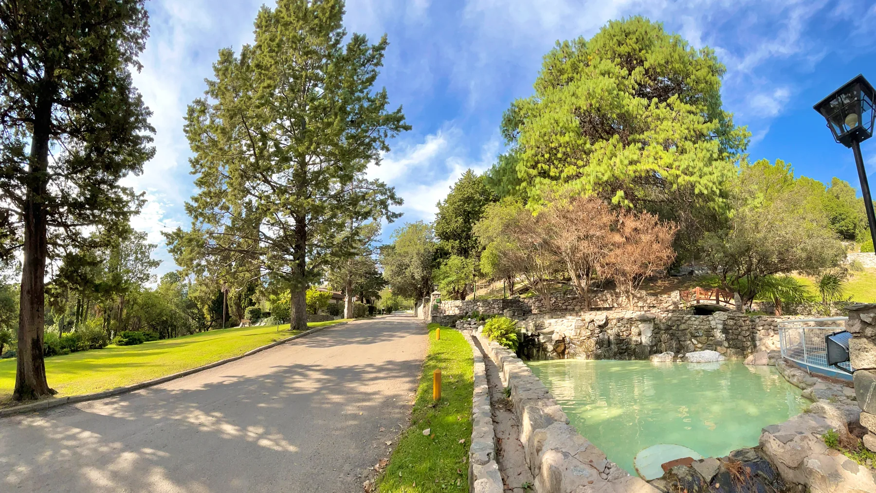 Chumamaya Country Club rodeado de montañas y naturaleza en Villa de Merlo